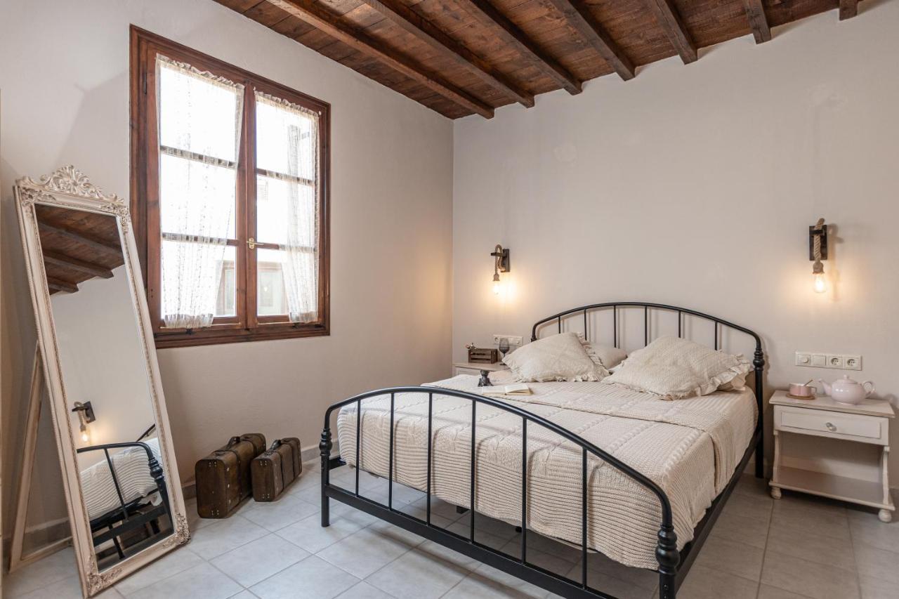 Domus Castrum Naxos City Екстер'єр фото